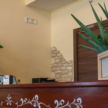 酒店 Zabbara 利卡塔